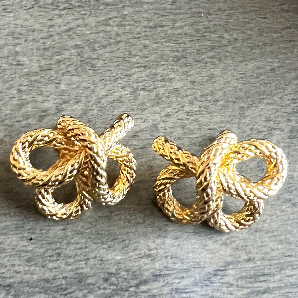 Celine Gold Swirl Hoop Earrings<Sold>